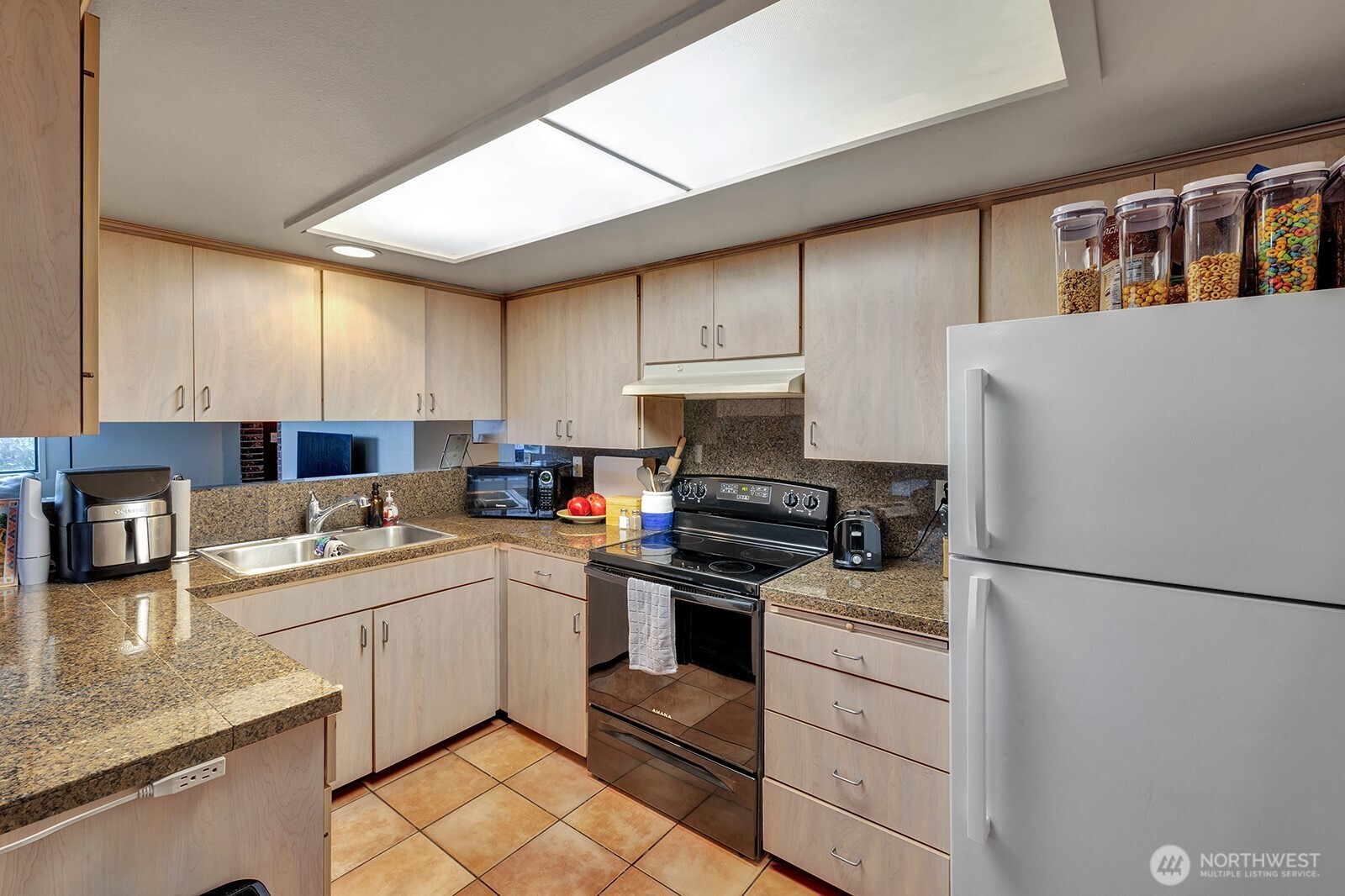 101 147th Ave SE , Bellevue, WA 98007