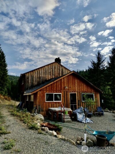 57 Slippery Hill Lane , Republic, WA 99166