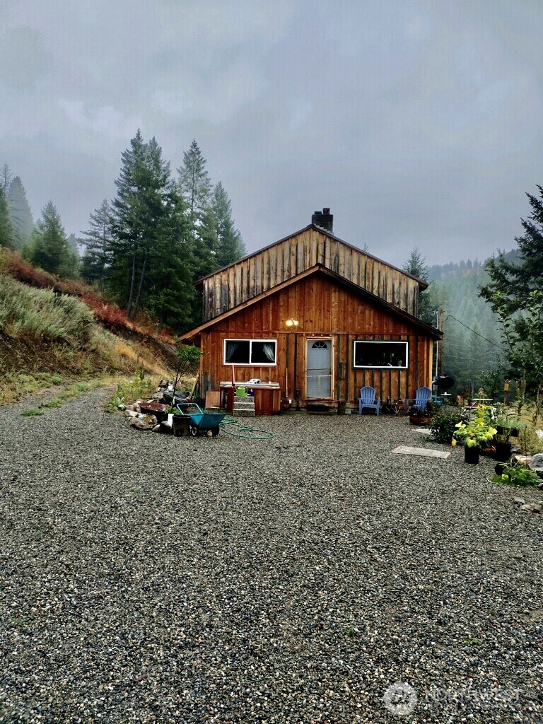 57 Slippery Hill Lane , Republic, WA 99166