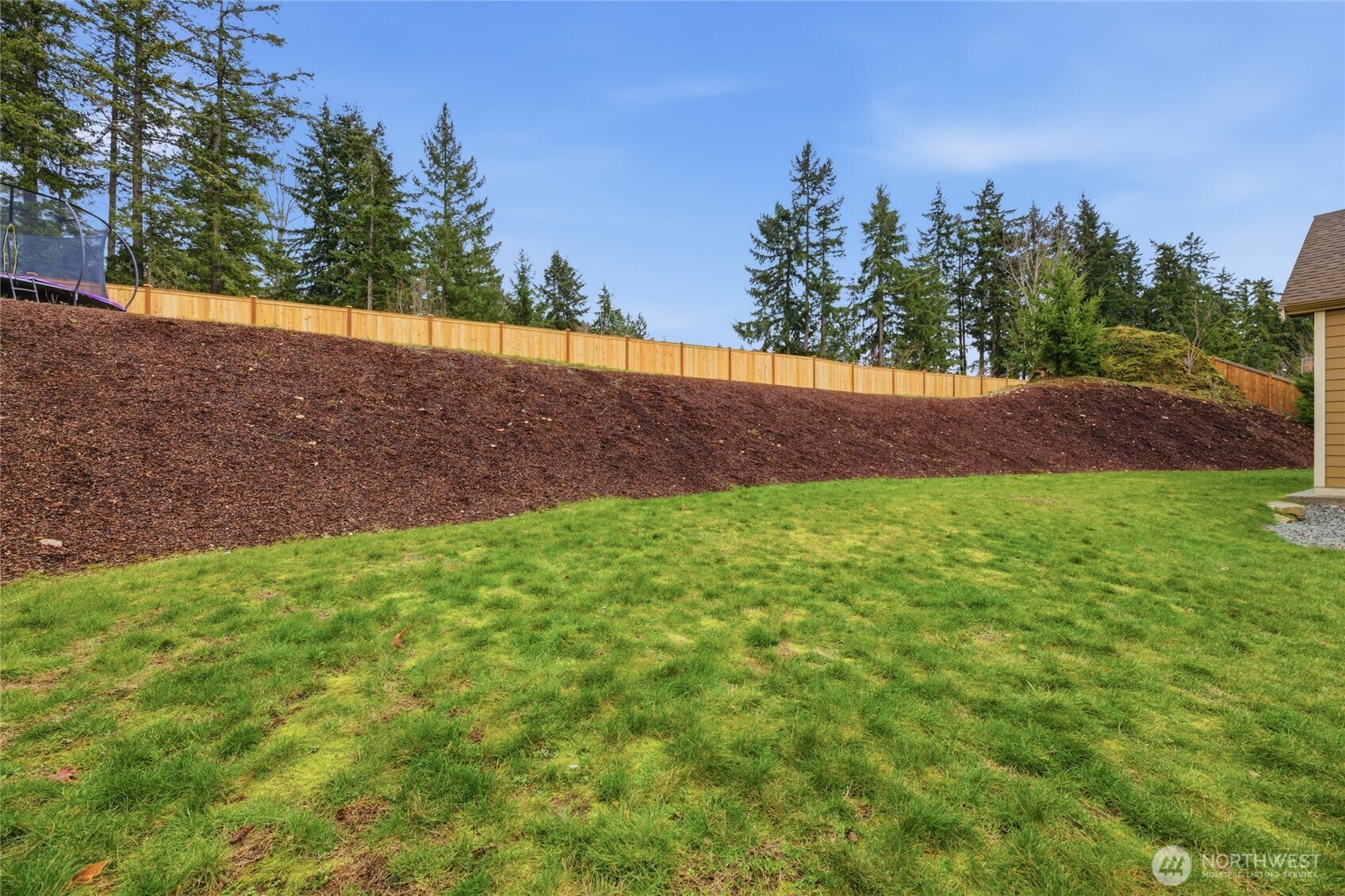 167 Mountain Crest Lane , Eatonville, WA 98328