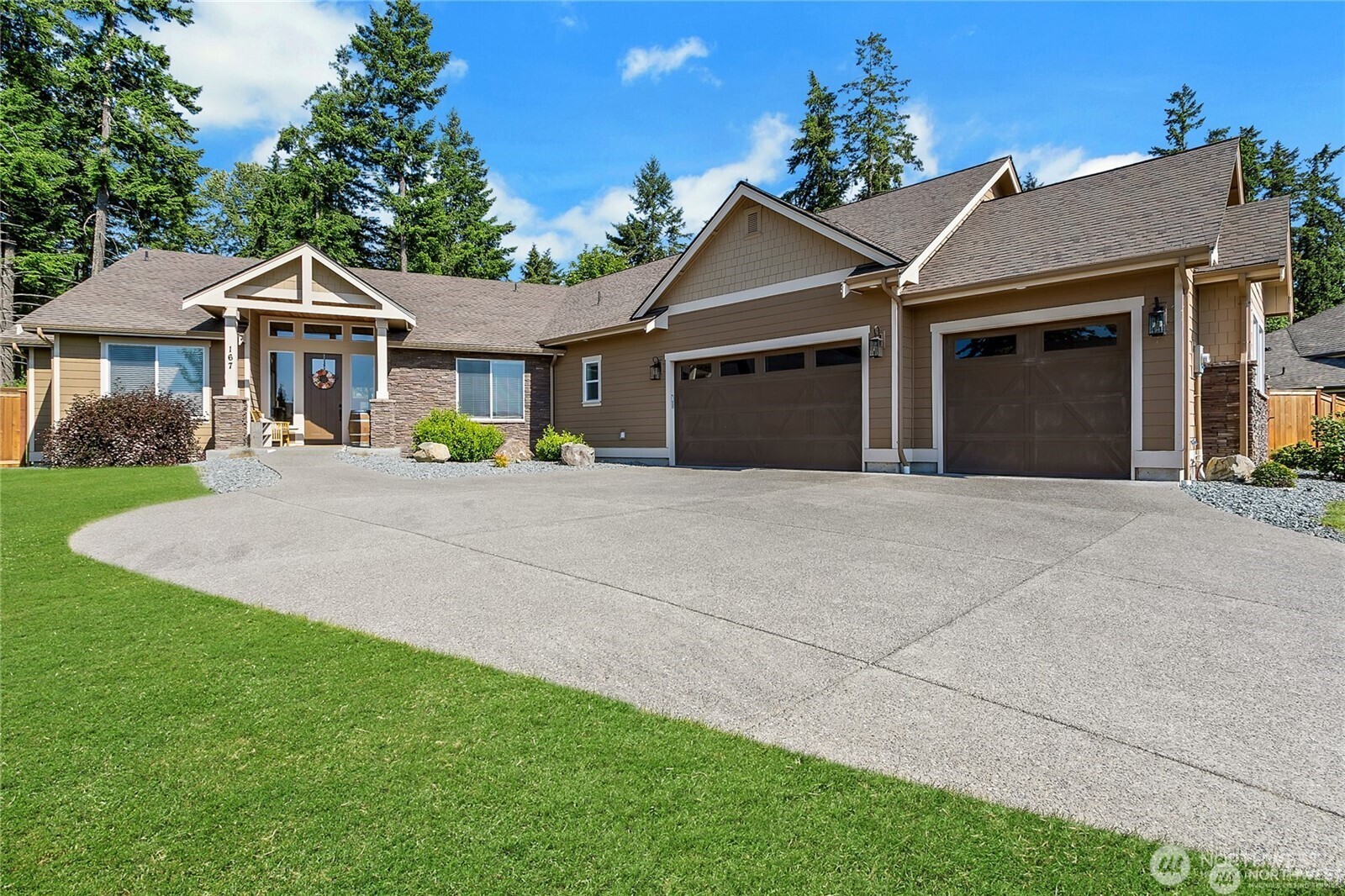 167 Mountain Crest Lane , Eatonville, WA 98328