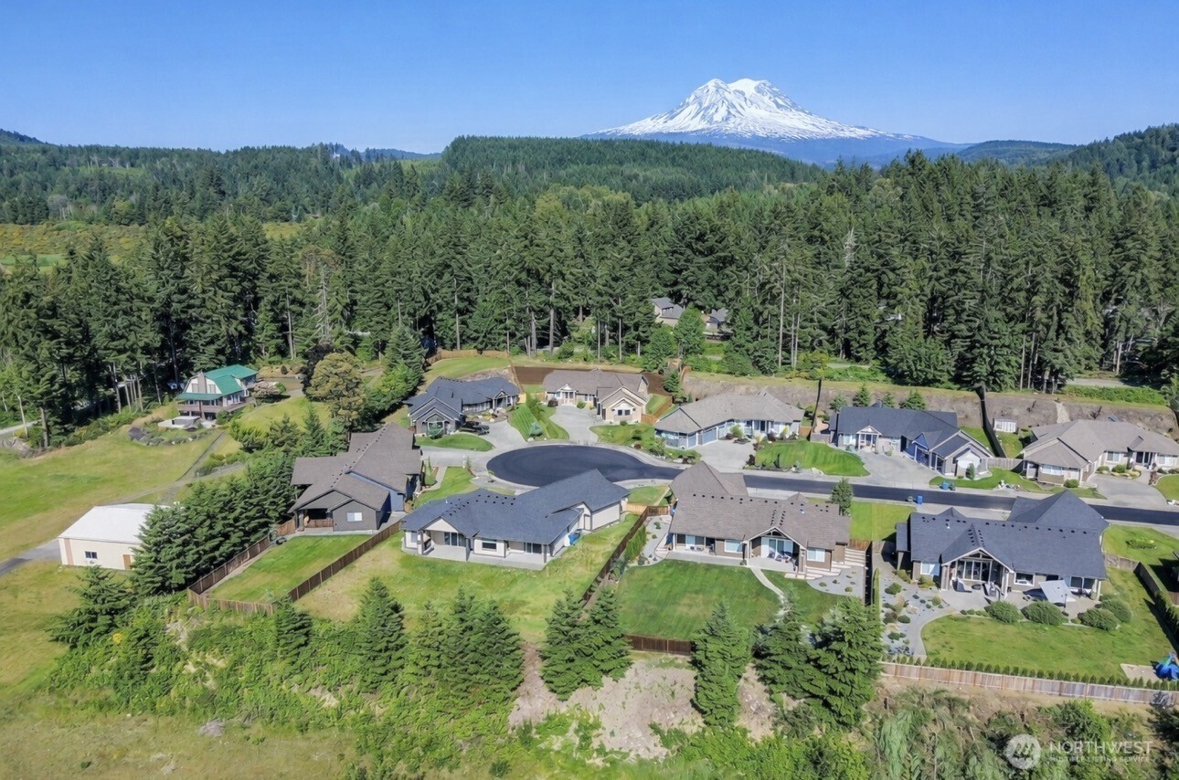 167 Mountain Crest Lane , Eatonville, WA 98328