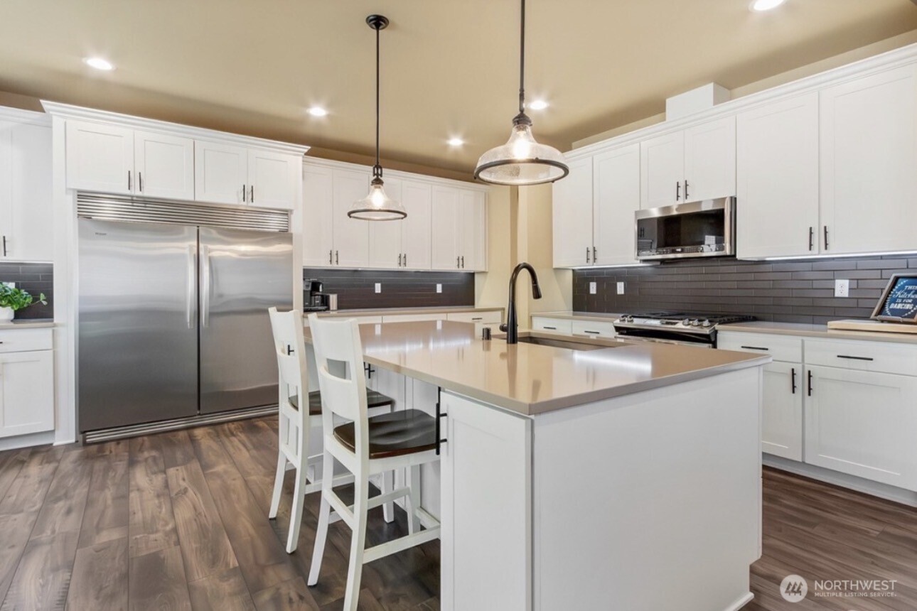 167 Mountain Crest Lane , Eatonville, WA 98328