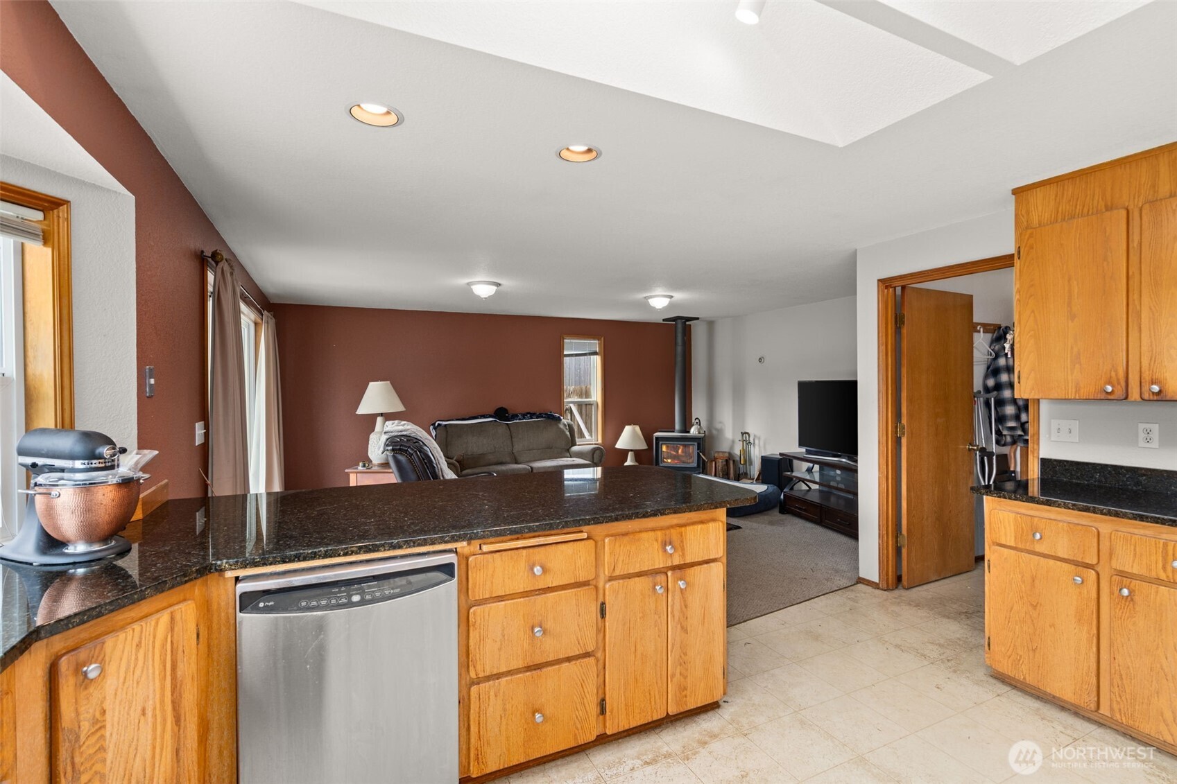 3730 Golden Eagle Loop SE, Olympia, WA 98513