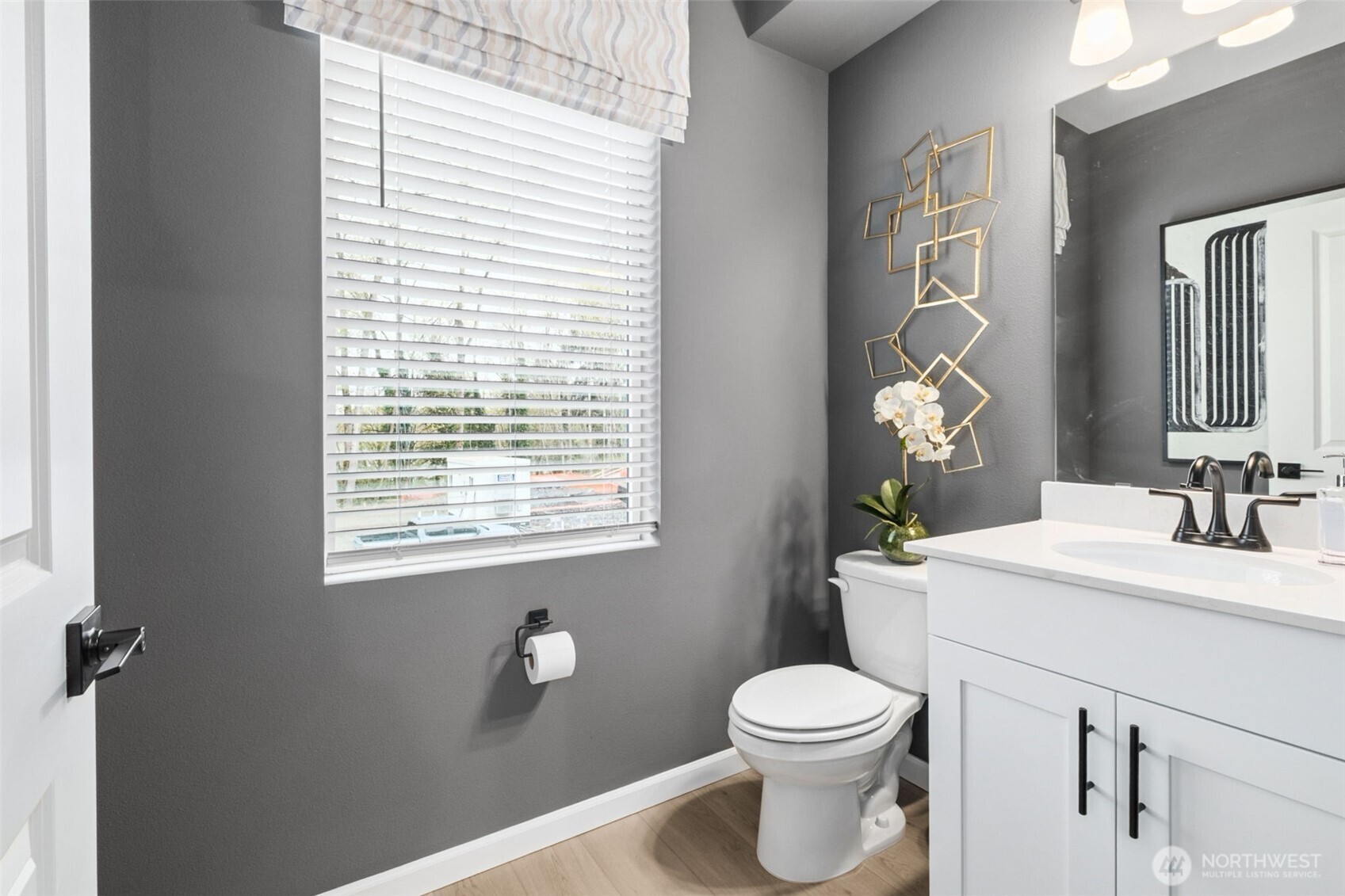 27018 187TH Place SE #104, Covington, WA 98042