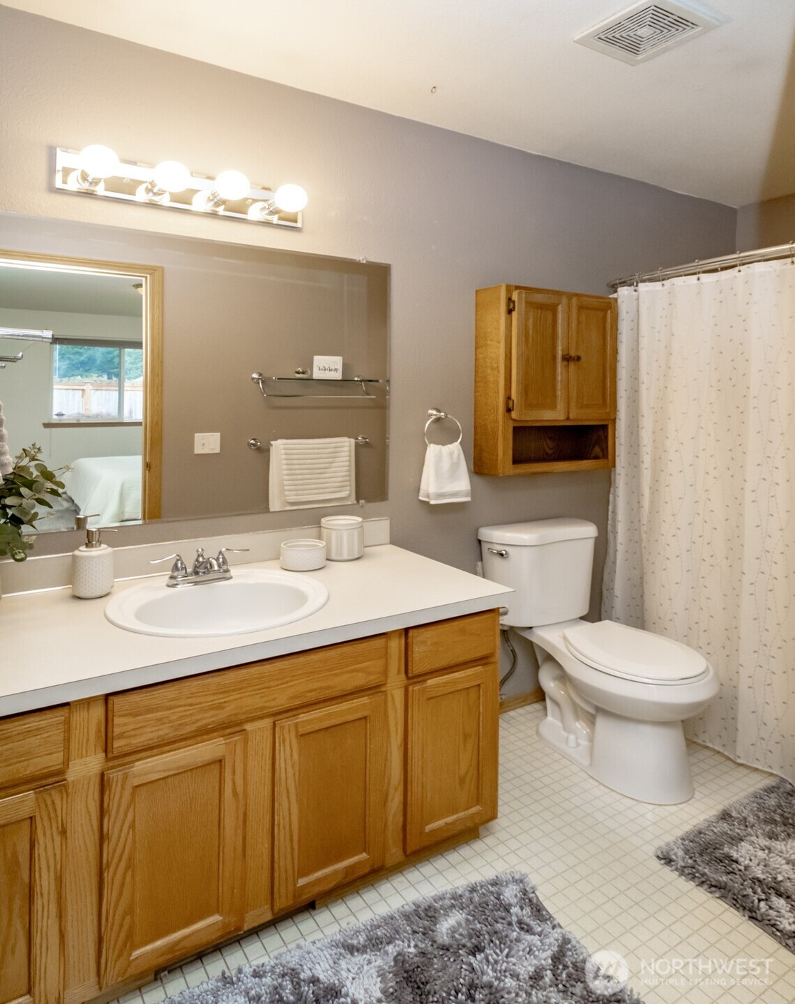 3303 18th Street Pl SW, Puyallup, WA 98373-3992