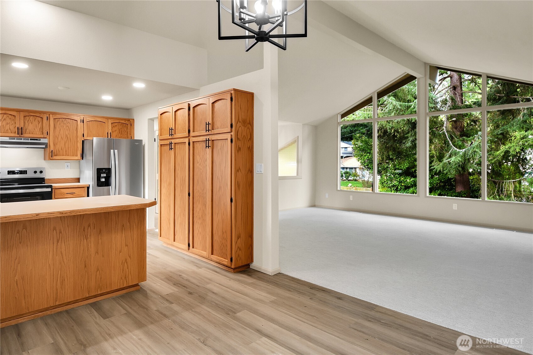 22516 93rd Place W, Edmonds, WA 98020