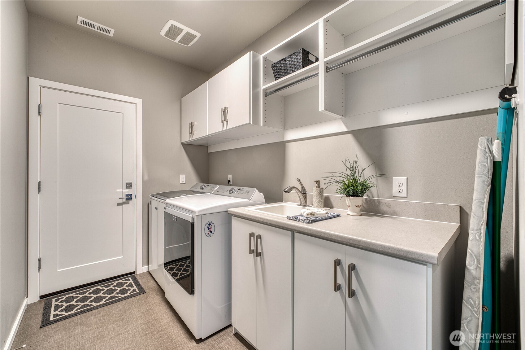 11872 Arrowhead Dr , Gig Harbor, WA 98332