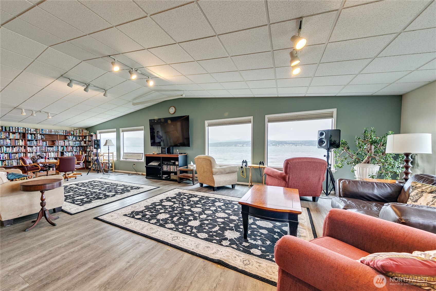 80 Vancouver Drive , Port Townsend, WA 98368