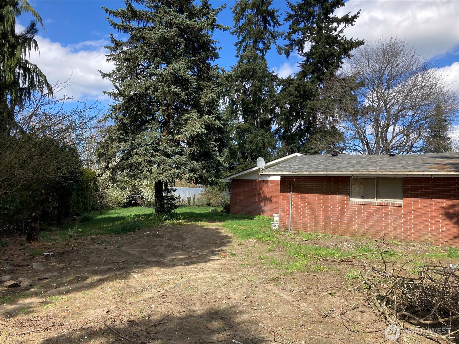 1204 88th Avenue SE, Tumwater, WA 98501