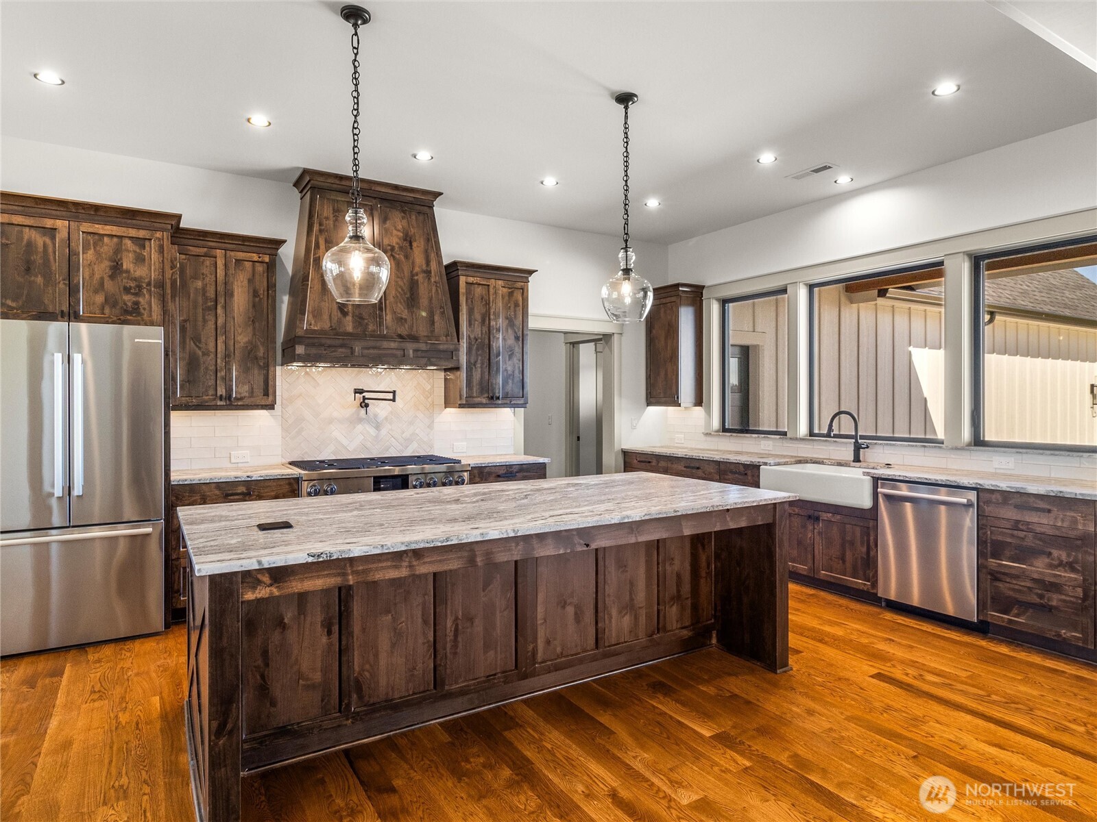 11448 Crockett Street SW, Olympia, WA 98512