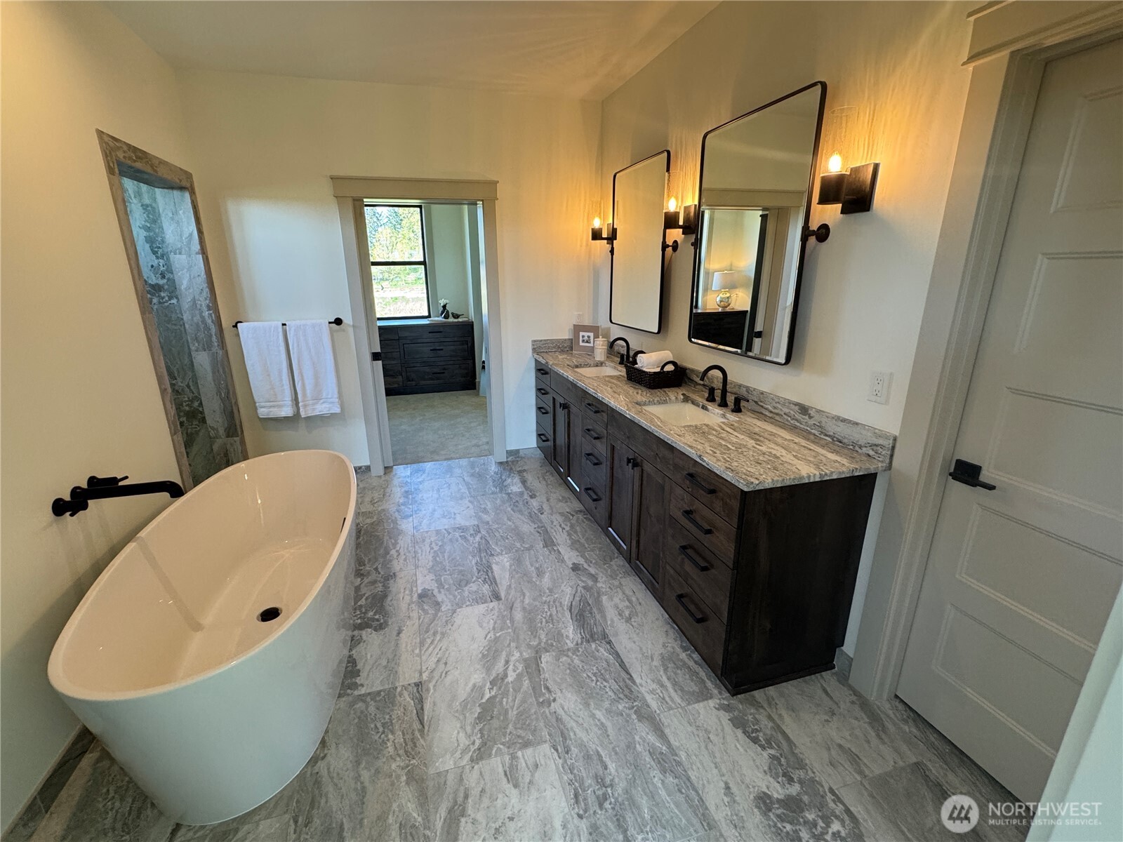 11448 Crockett Street SW, Olympia, WA 98512