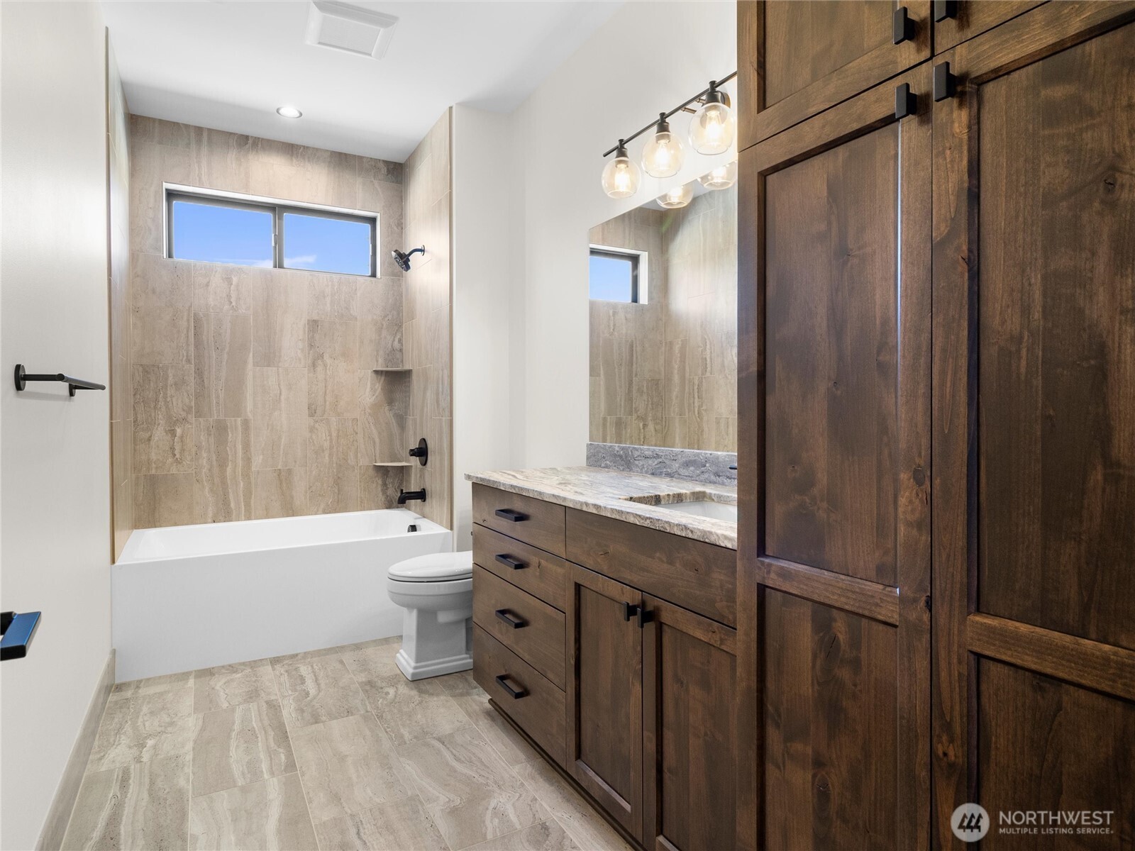 11448 Crockett Street SW, Olympia, WA 98512