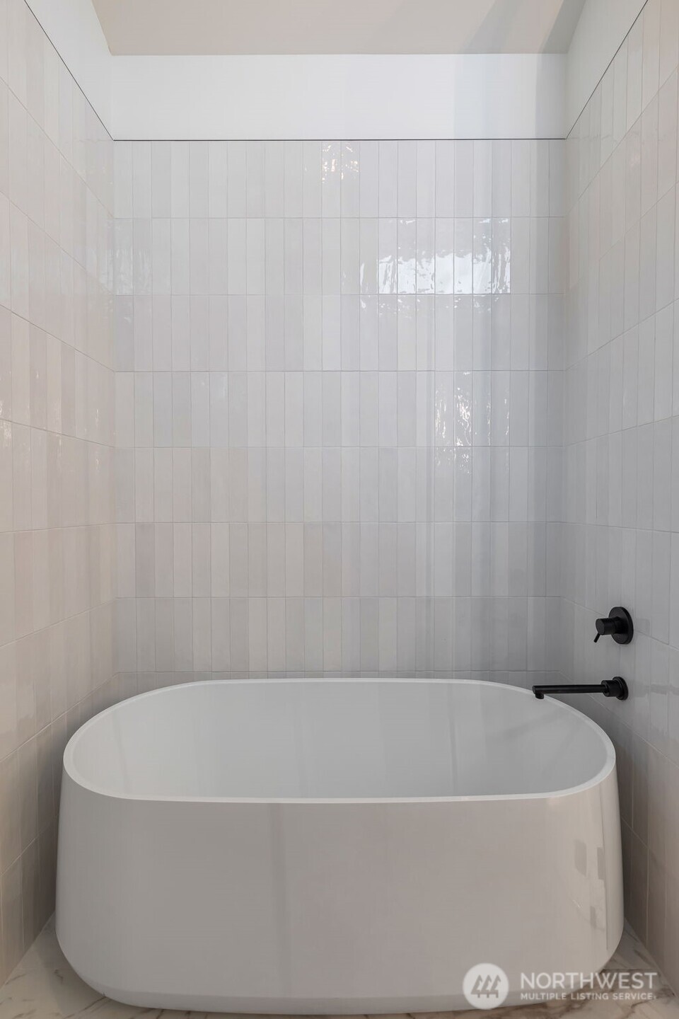 1152 129th Court NE, Bellevue, WA 98005