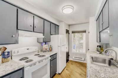 5620 5620 200th Street SW #A101, Lynnwood, WA 98036 - Photo 16