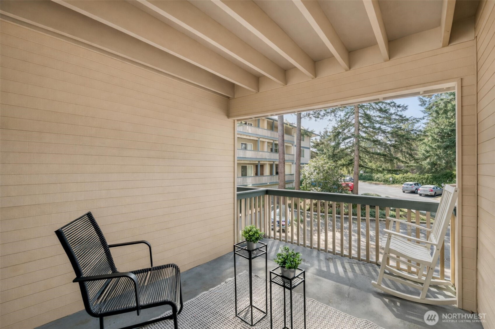 5620 5620 200th Street SW #A101, Lynnwood, WA 98036