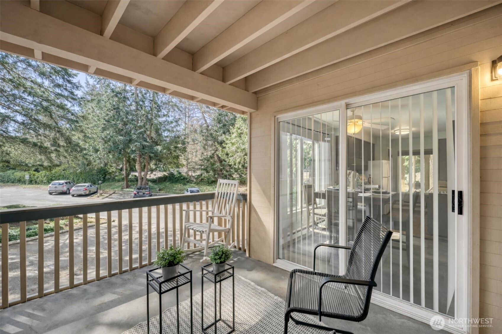 5620 5620 200th Street SW #A101, Lynnwood, WA 98036