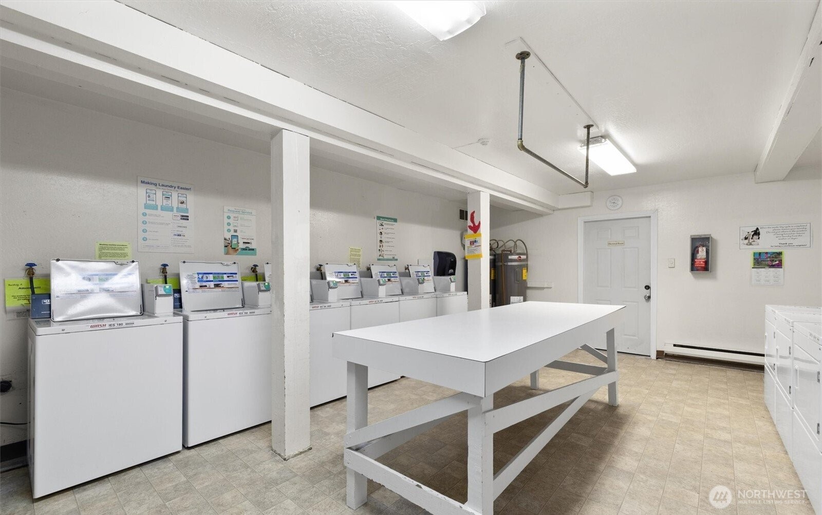 5620 5620 200th Street SW #A101, Lynnwood, WA 98036