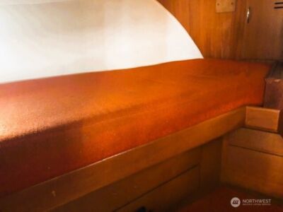 2040 Westlake Avenue N #10, Seattle, WA 98109 - Photo 9