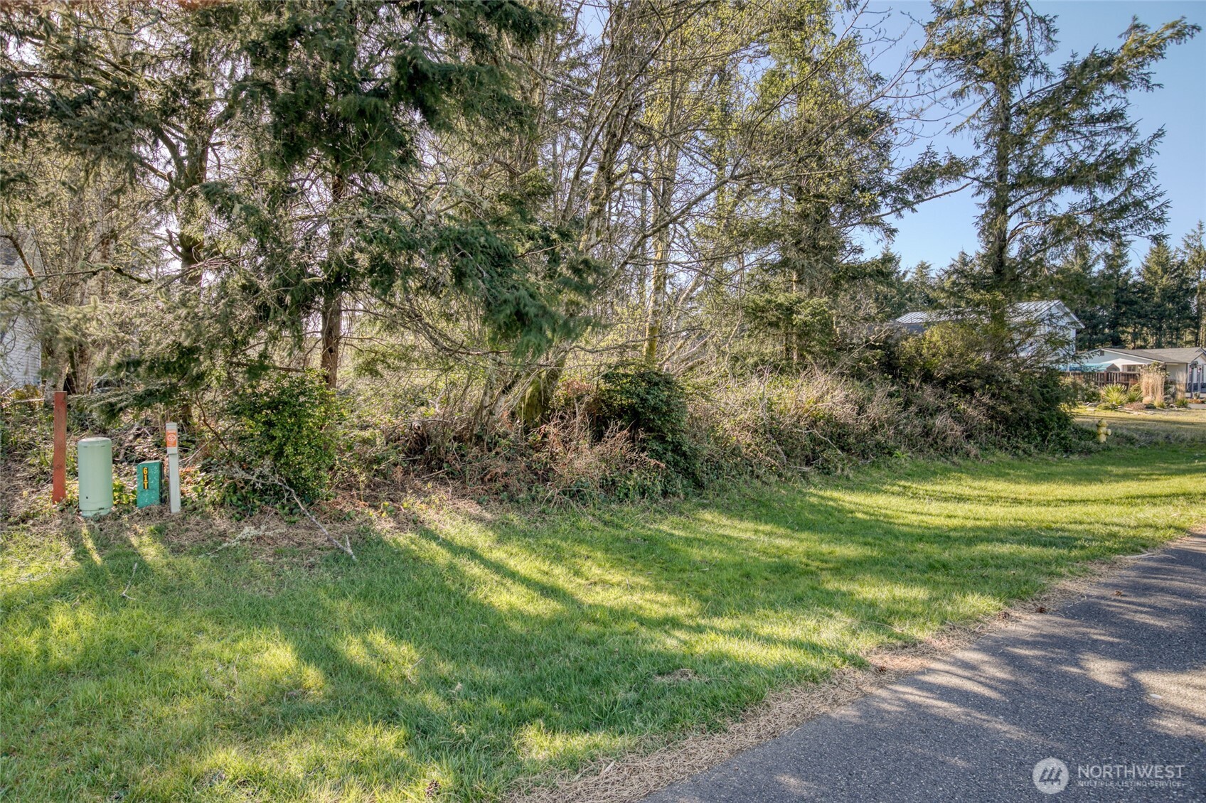 569 SE Chinook Avenue , Ocean Shores, WA 98569-9714