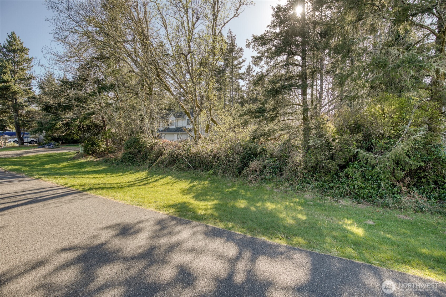 569 SE Chinook Avenue , Ocean Shores, WA 98569-9714