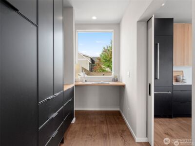 4464 Midvale Avenue N, Seattle, WA 98103 - Photo 18