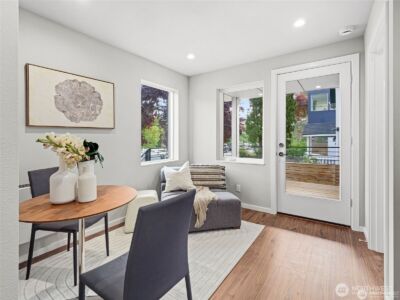 4464 Midvale Avenue N, Seattle, WA 98103 - Photo 2