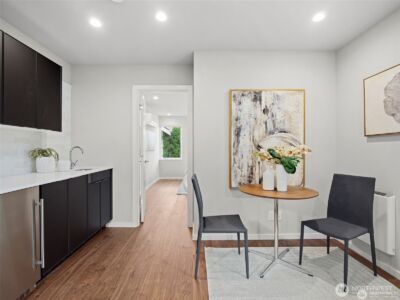 4464 Midvale Avenue N, Seattle, WA 98103 - Photo 3