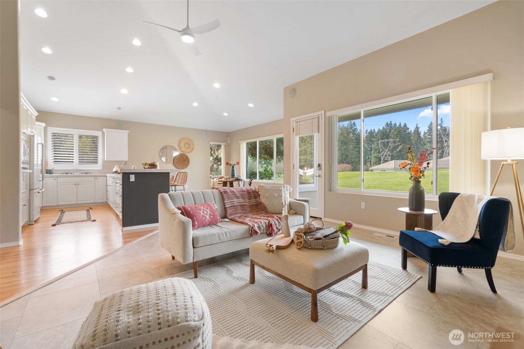 7007 Fairway Lane SE, Olympia, WA 98501-7127