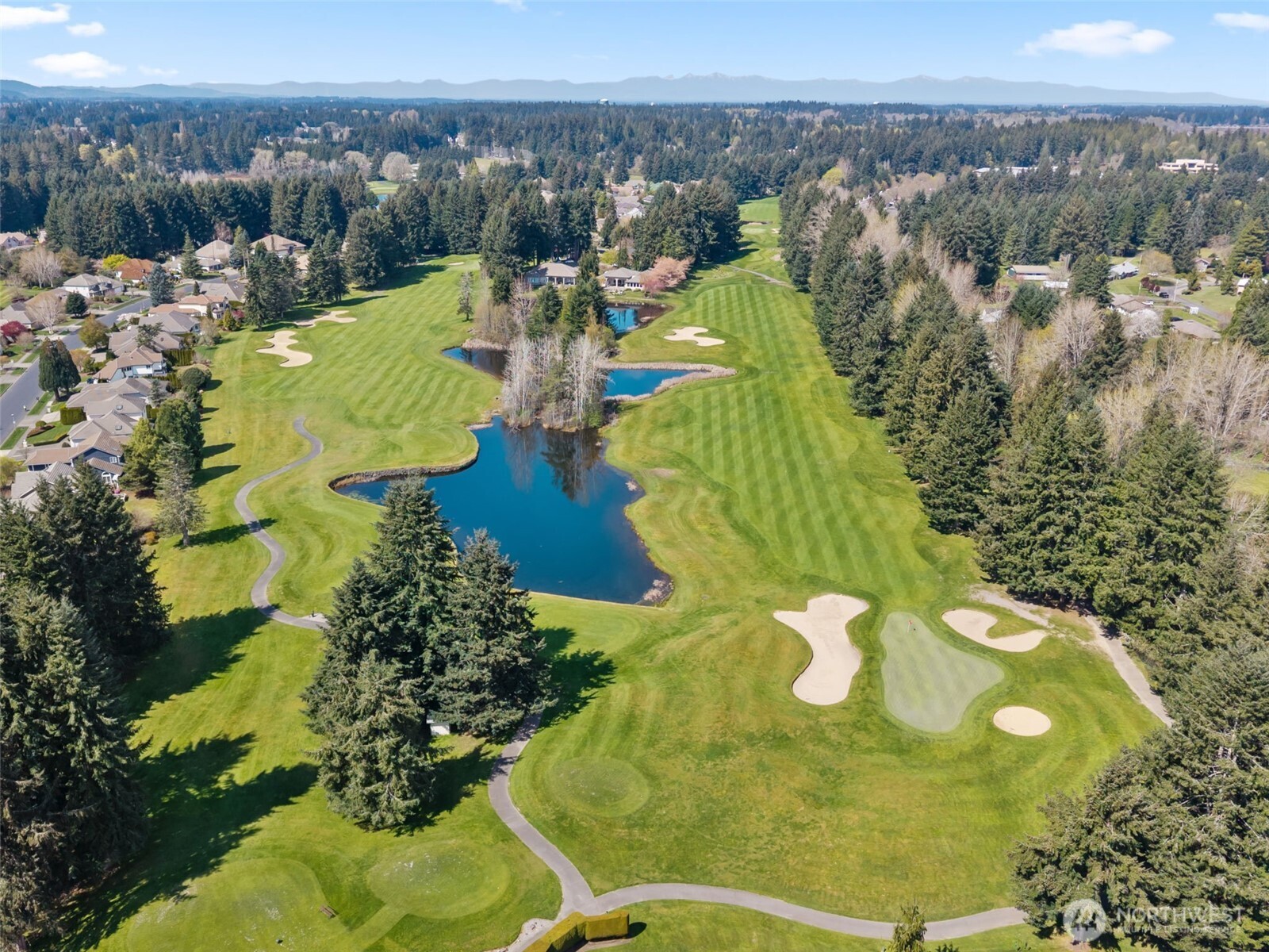 7007 Fairway Lane SE, Olympia, WA 98501-7127