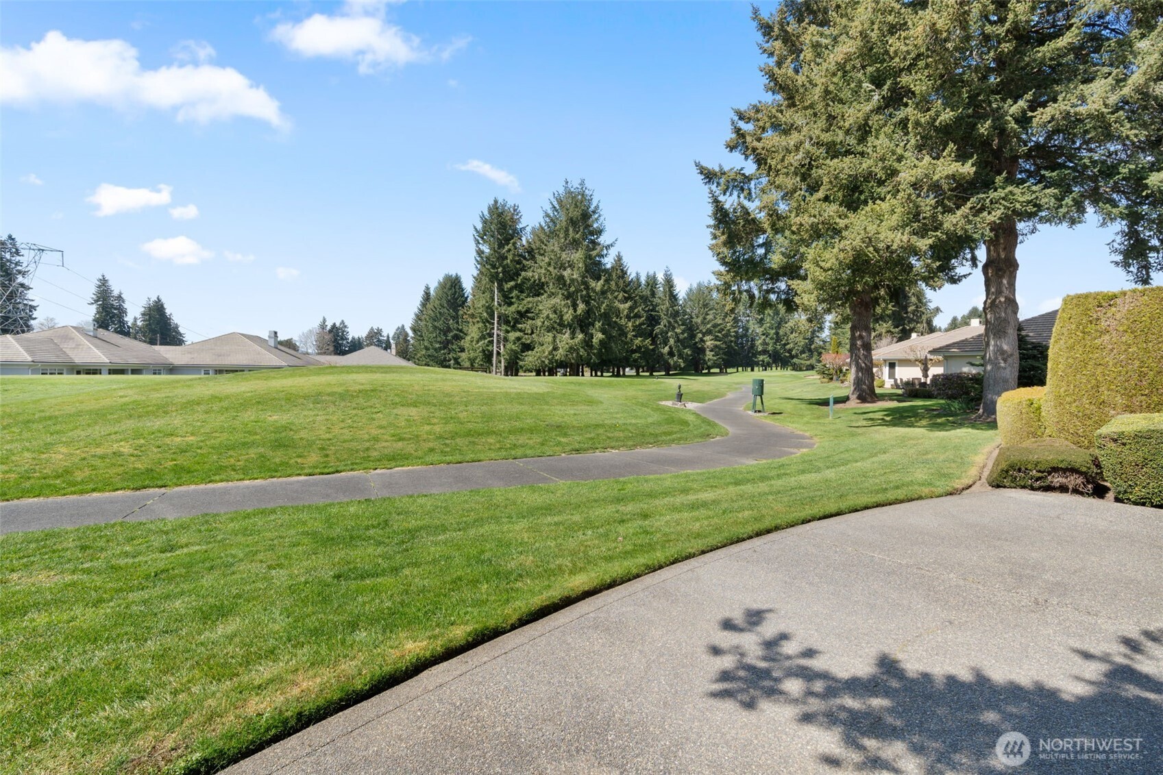 7007 Fairway Lane SE, Olympia, WA 98501-7127
