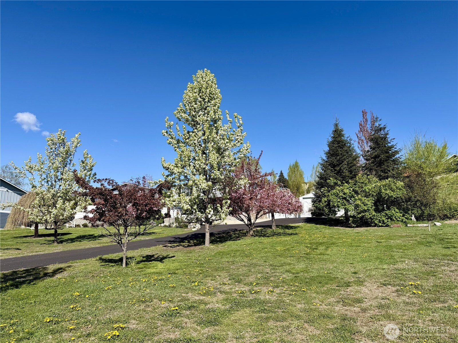 175 Green Avenue , Manson, WA 98831