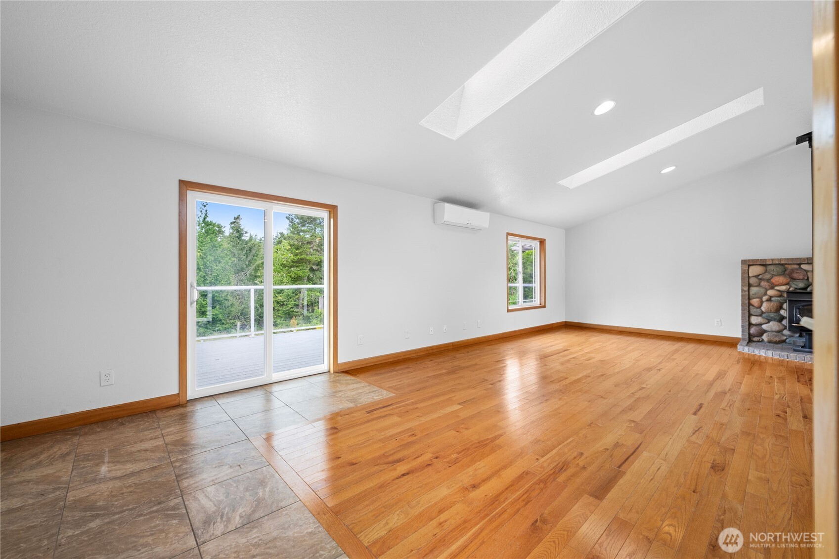 17107 Mill Ln , Long Beach, WA 98631