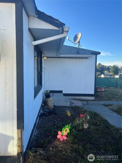 321 W Loop Drive , Moses Lake, WA 98837 - Photo 20