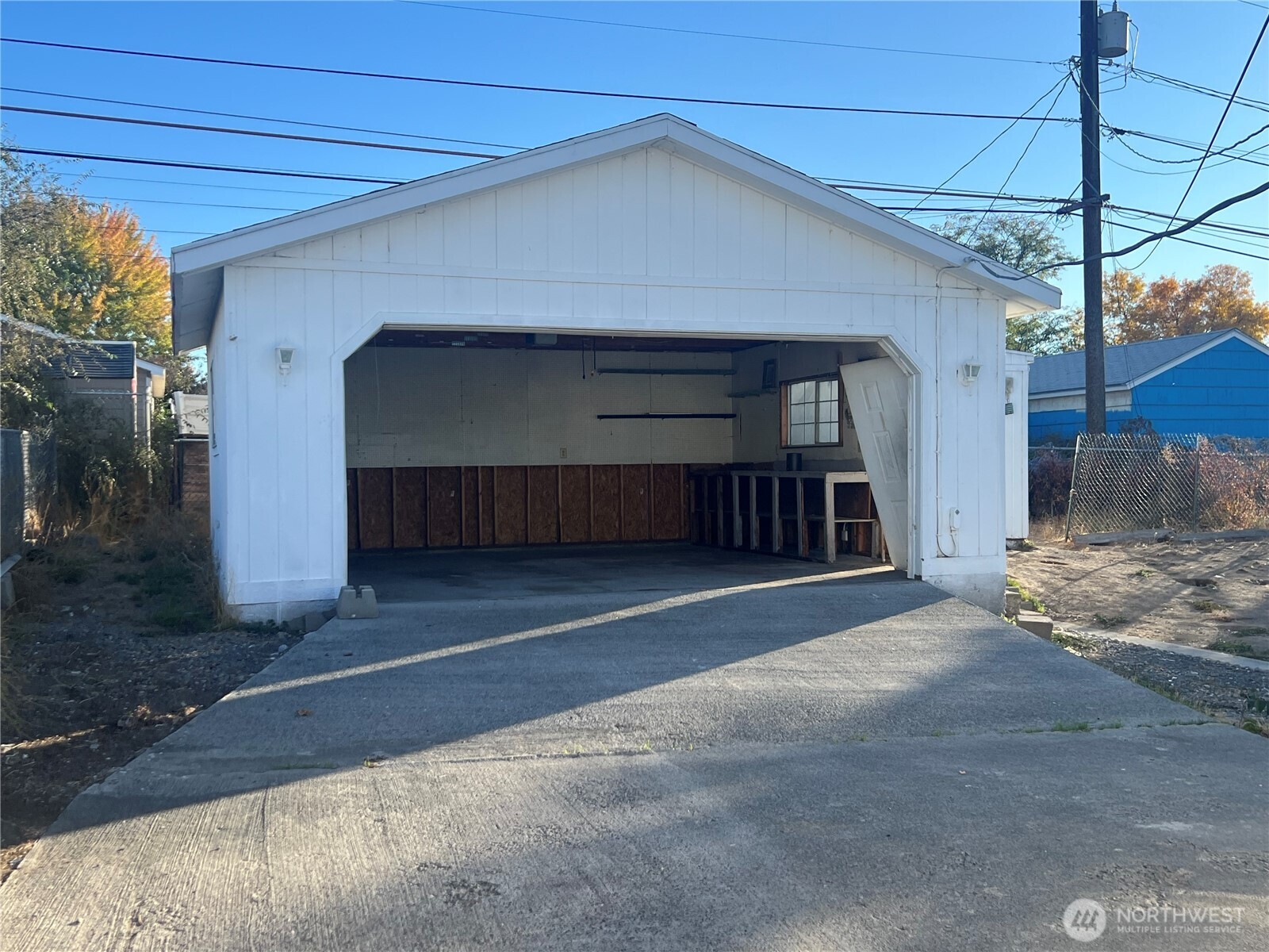 321 W Loop Drive , Moses Lake, WA 98837