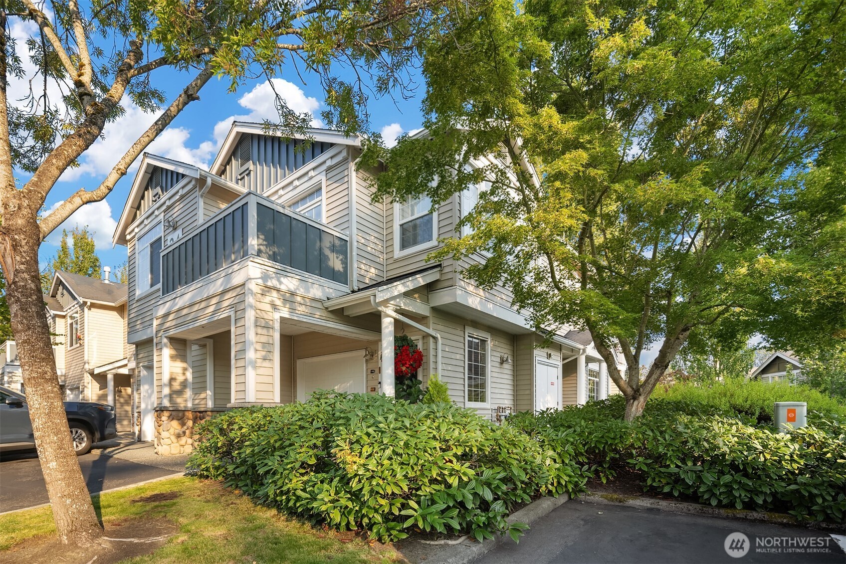 1855 Trossachs Boulevard SE #2402, Sammamish, WA 98075