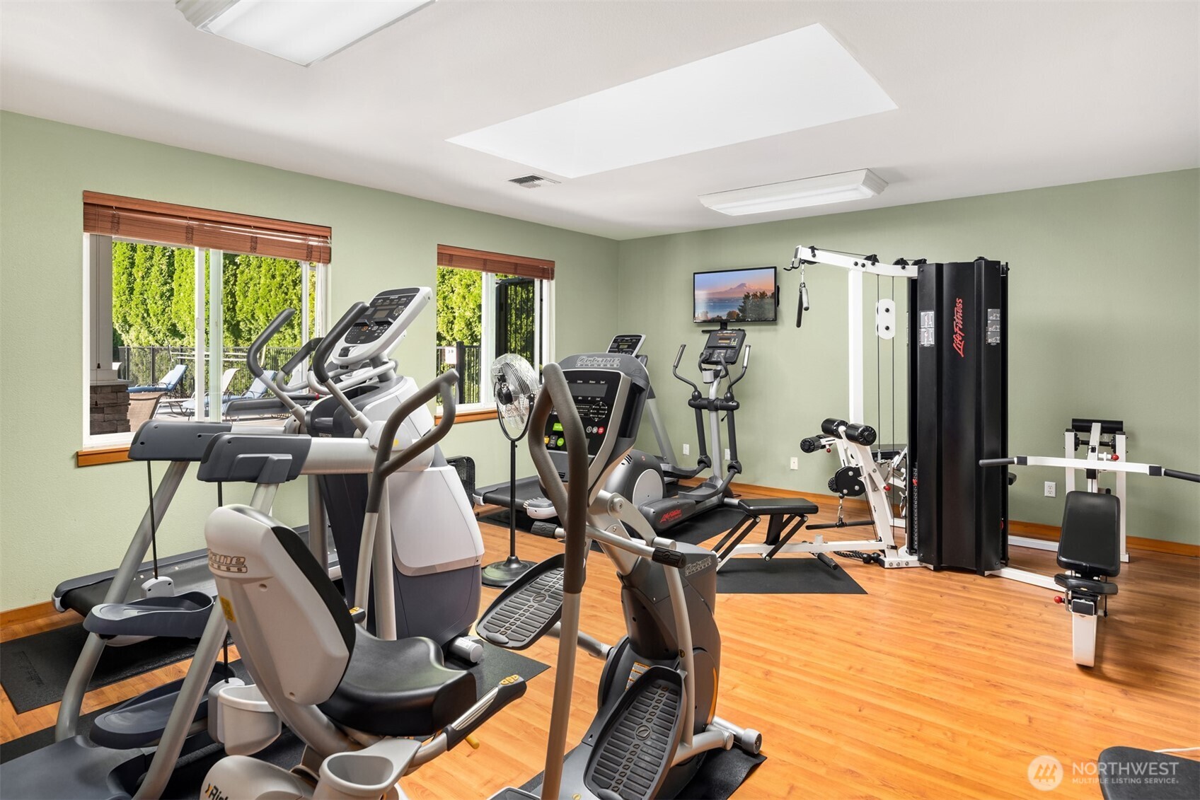 1855 Trossachs Boulevard SE #2402, Sammamish, WA 98075