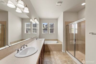 1451 NE Park Drive , Issaquah, WA 98029 - Photo 11