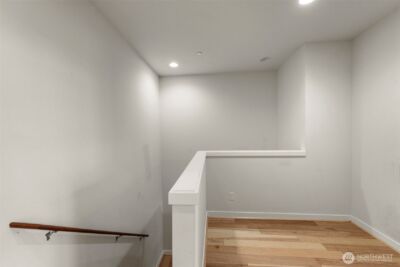 1451 NE Park Drive , Issaquah, WA 98029 - Photo 18