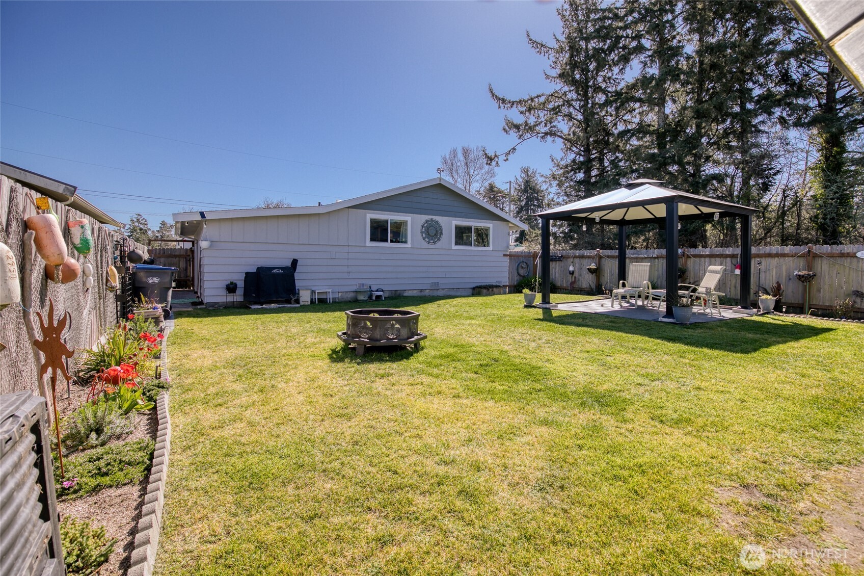 241 S Hoquiam Street , Westport, WA 98595