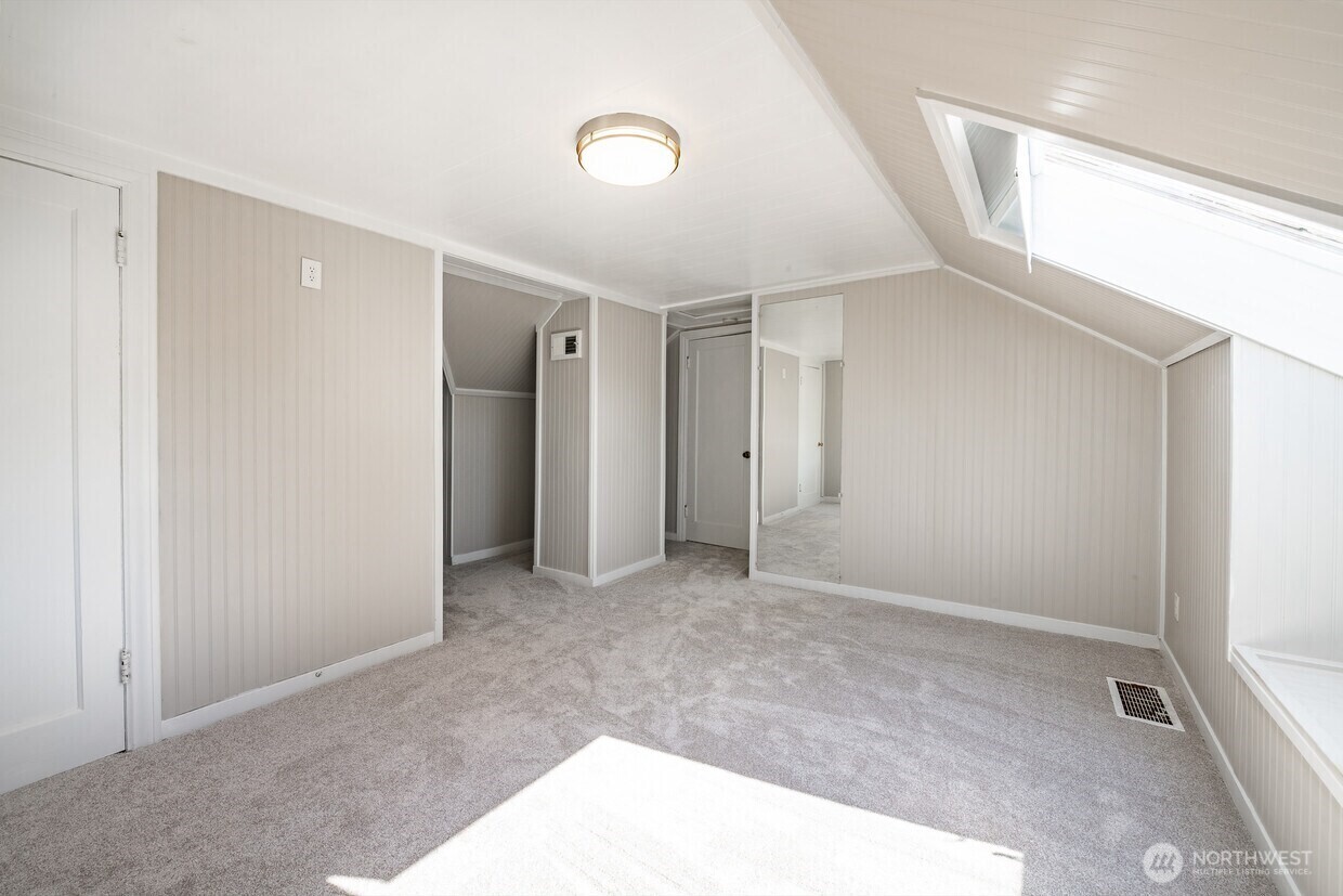 549 Cherry Street , Blaine, WA 98230