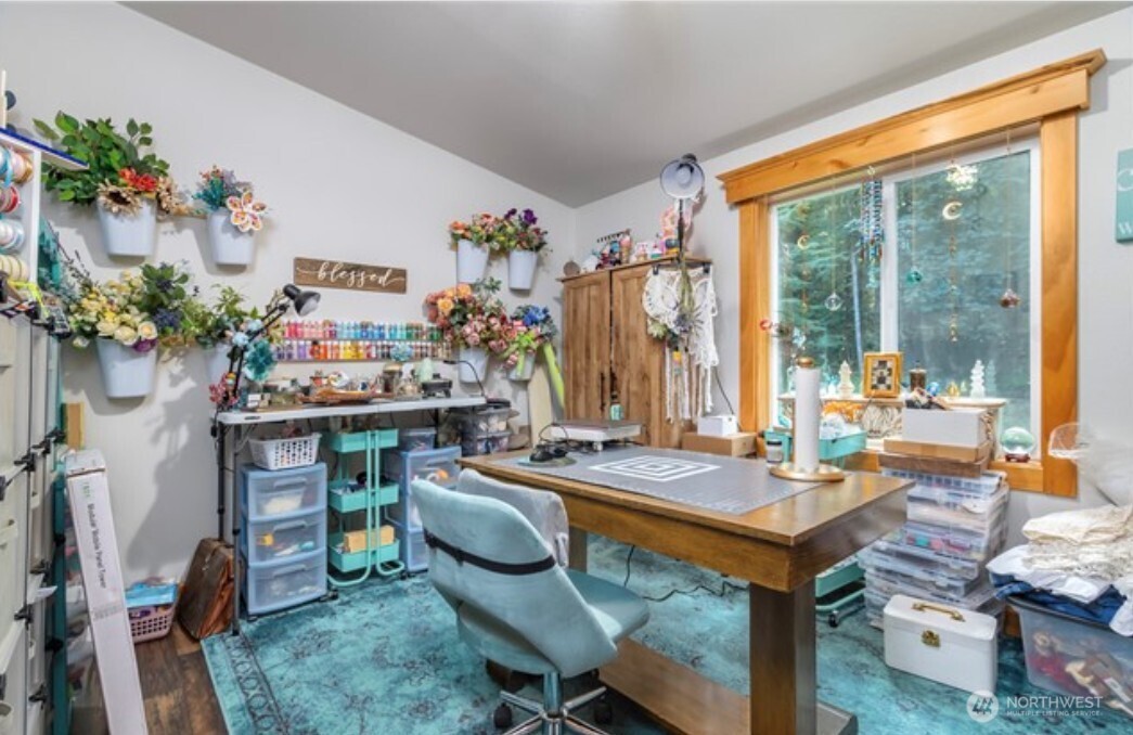 129 Cougar Drive , Packwood, WA 98361