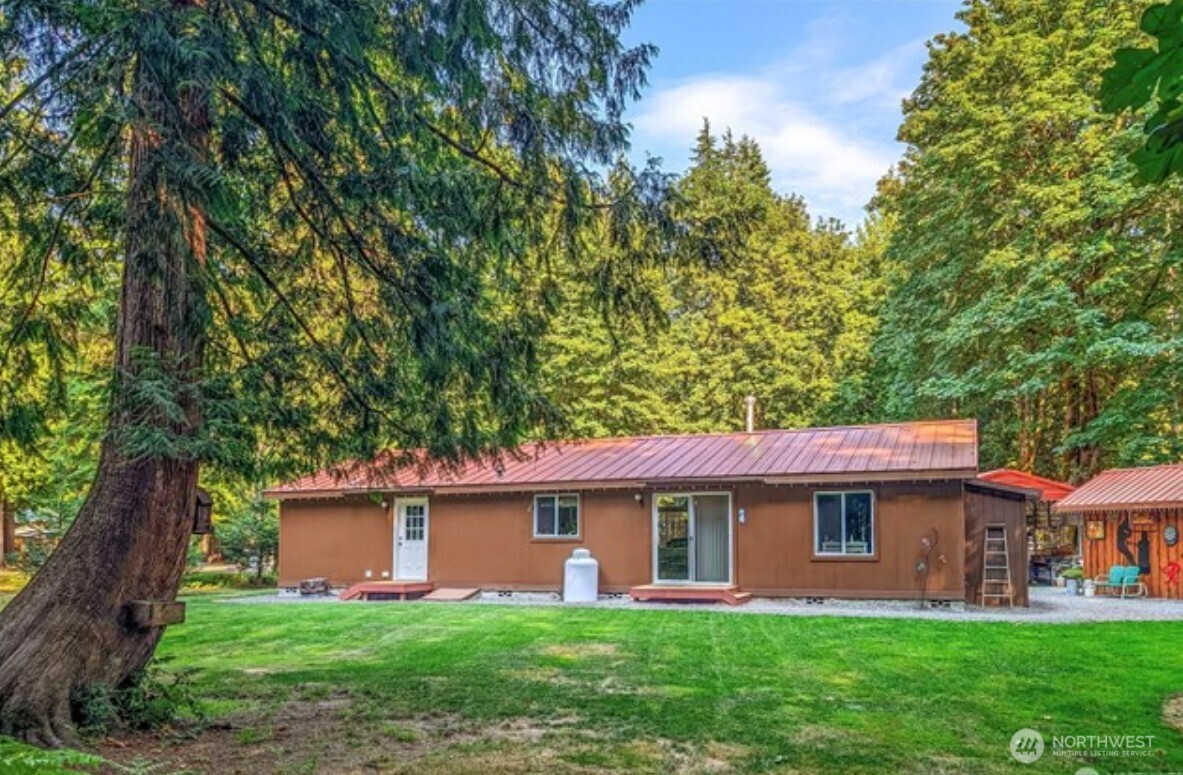 129 Cougar Drive , Packwood, WA 98361