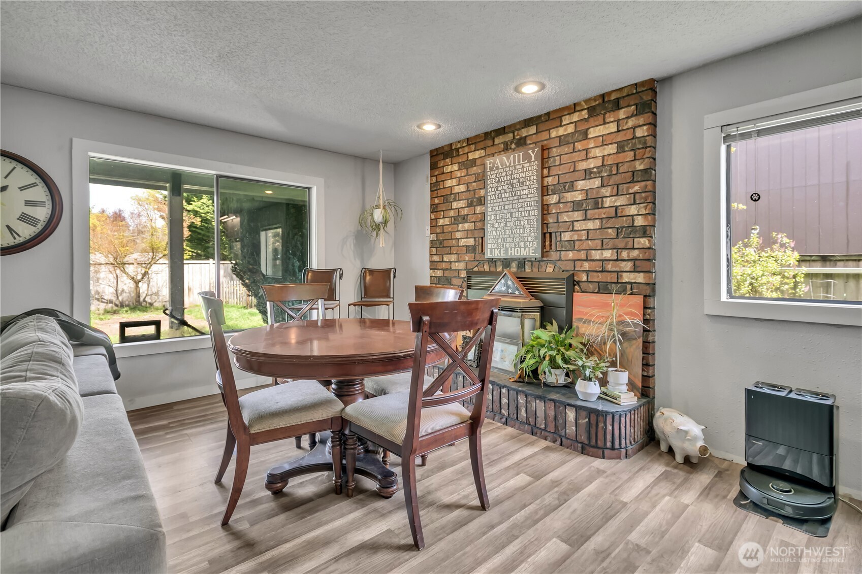 3035 70th Way SW, Tumwater, WA 98512