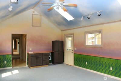 16219 64th Street E, Sumner, WA 98390 - Photo 8