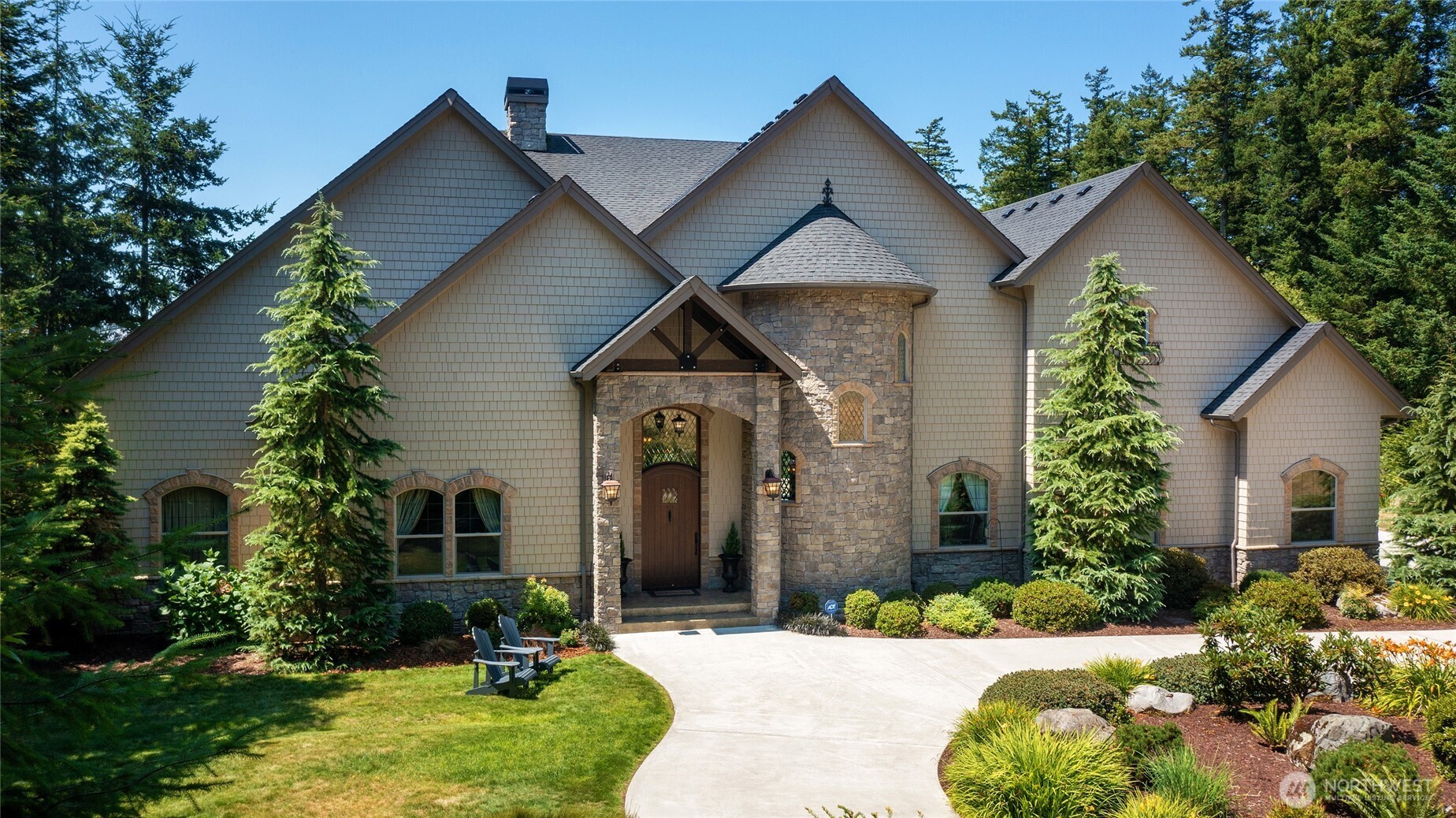 67 Gilbertson Road , Camano Island, WA 98282
