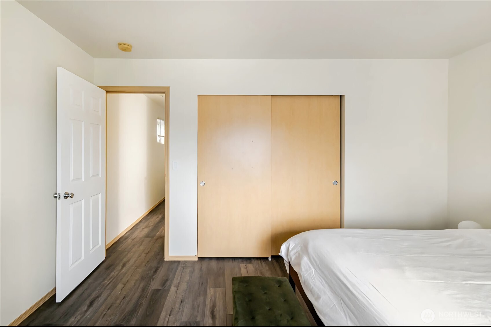 10047 17th Avenue SW, Seattle, WA 98146