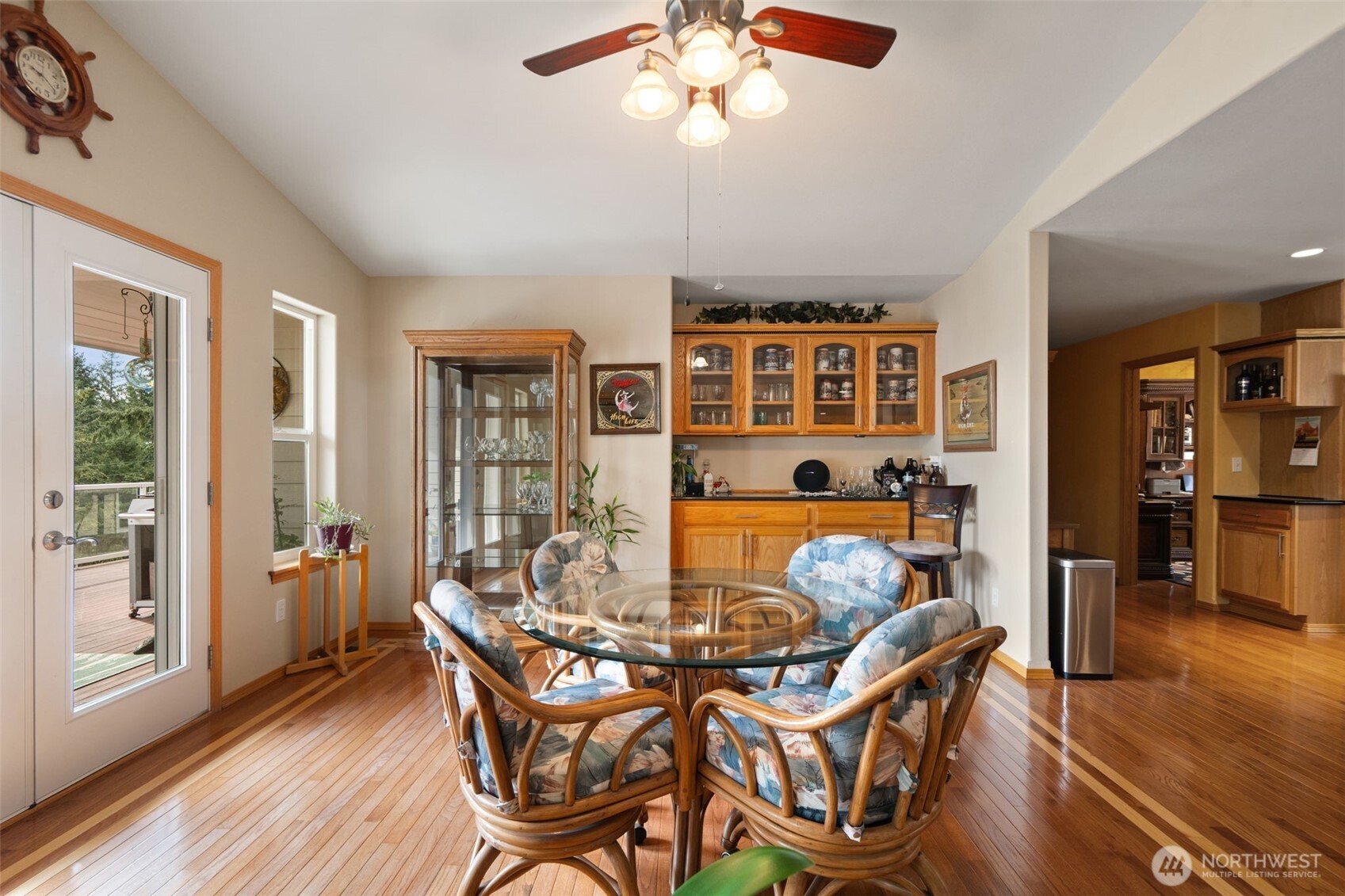 341 E Rainier Court , Allyn, WA 98524