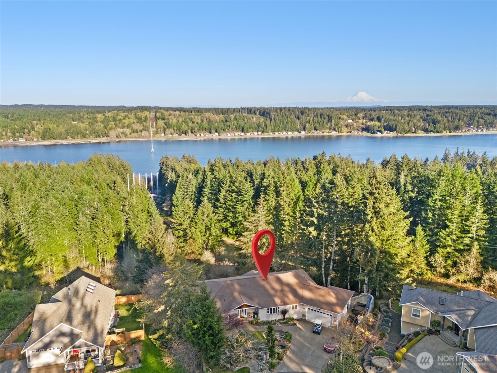 341 E Rainier Court , Allyn, WA 98524
