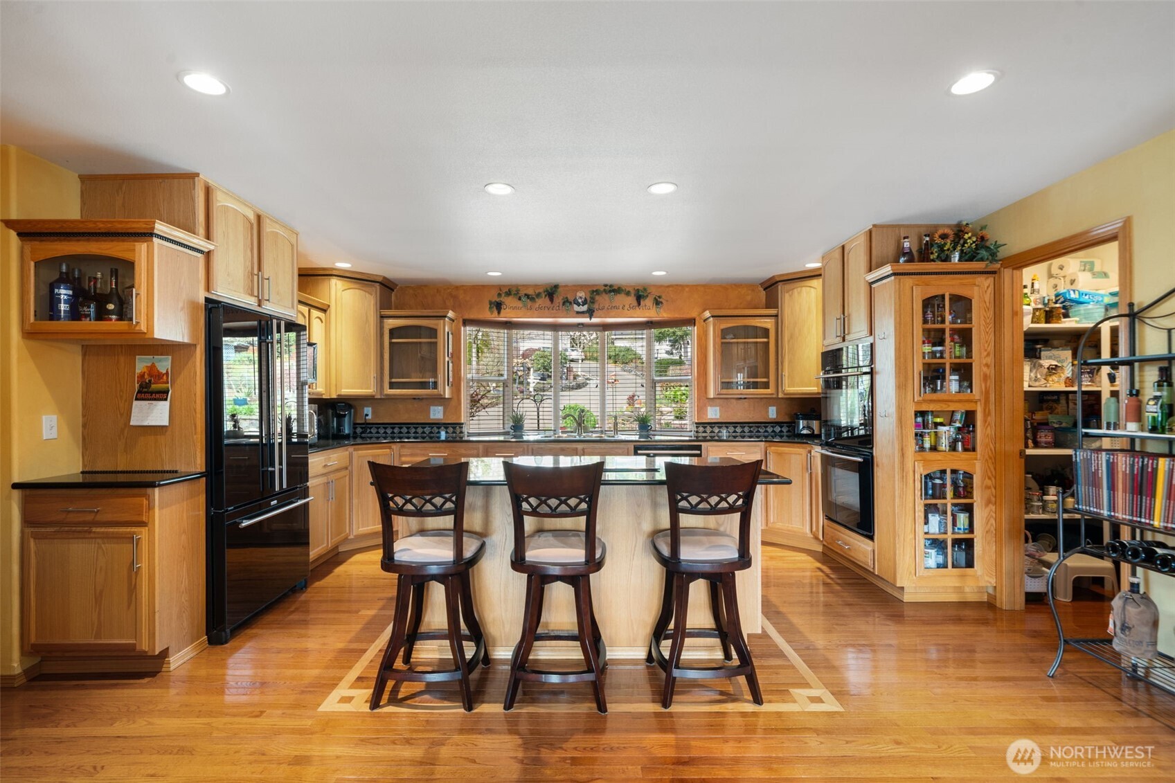 341 E Rainier Court , Allyn, WA 98524